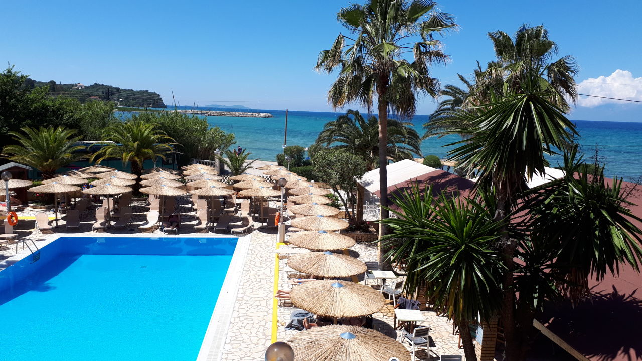 "Ausblick" Hotel Angela Beach (Roda) • HolidayCheck (Korfu | Griechenland)