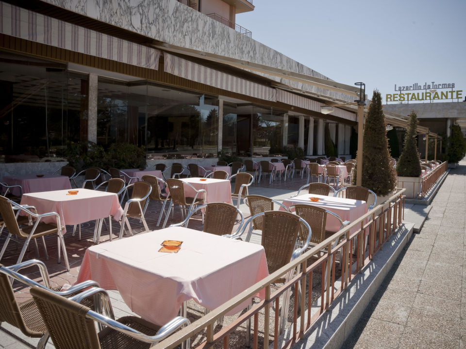 "Terraza cafeteria" Hotel Regio (Santa Marta de Tormes