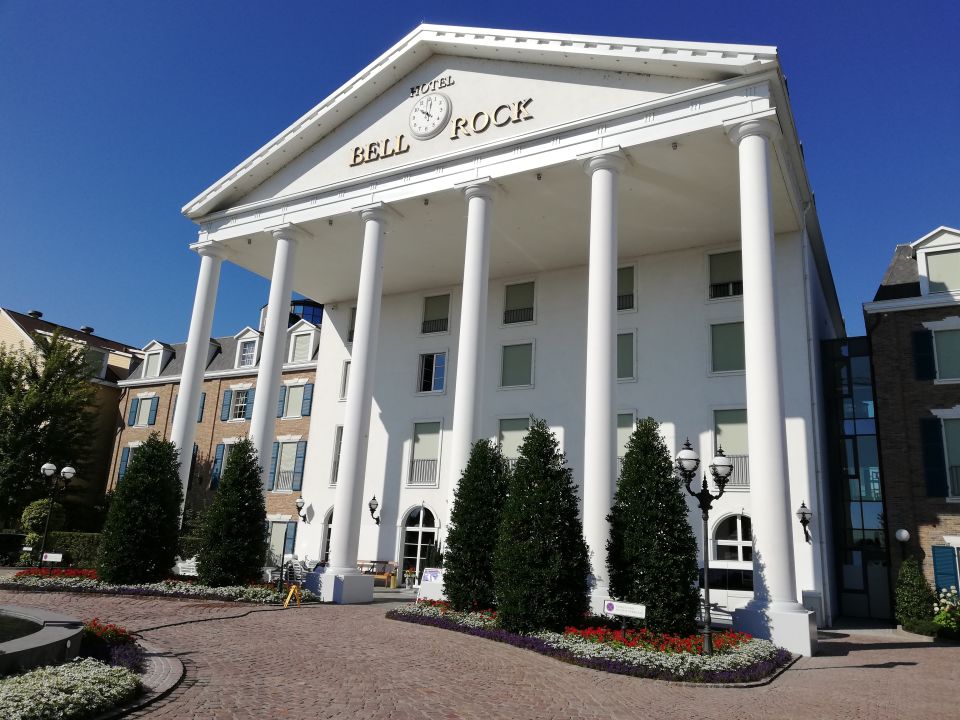 hotel bell rock