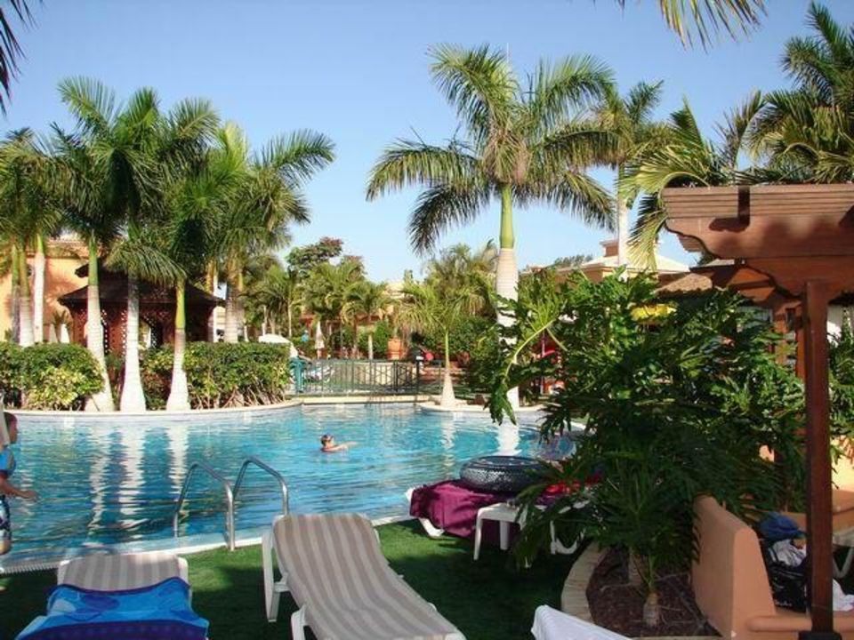 "Pool" Hotel Green Garden Resort & Suites (Playa de las Americas) • HolidayCheck (Teneriffa