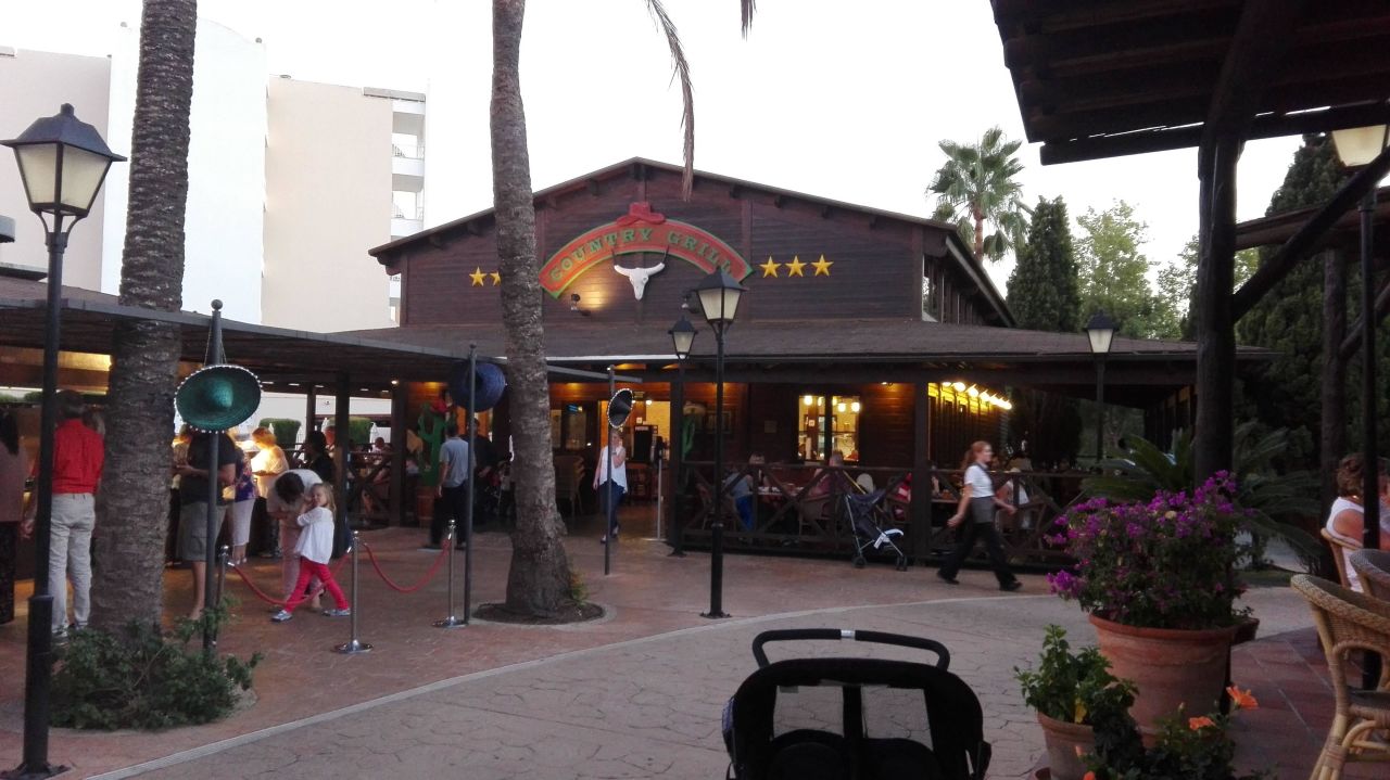 "Restaurant "Country Grill"" Protur Sa Coma Playa Hotel & Spa (Sa Coma