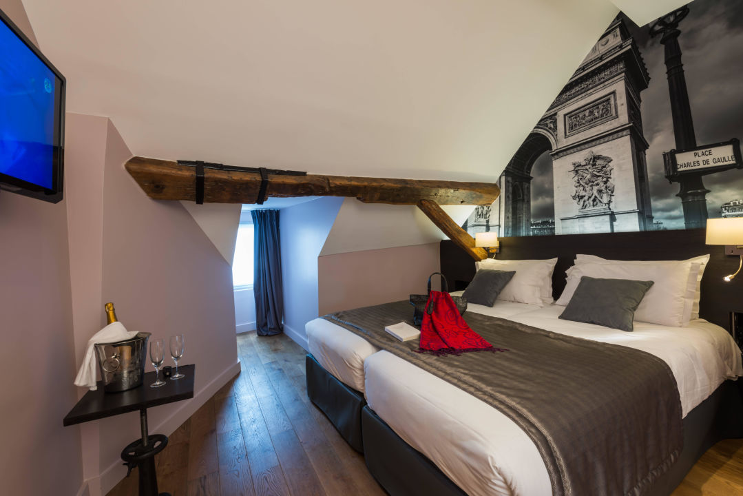 "Schlafzimmer" Midnight Hotel Paris (Paris) • HolidayCheck (Großraum