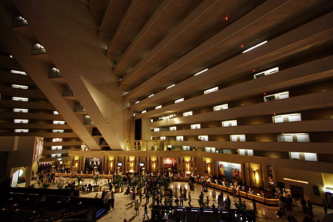 "Lobby des LuxorHotels in Las Vegas" Hotel Luxor (Las Vegas