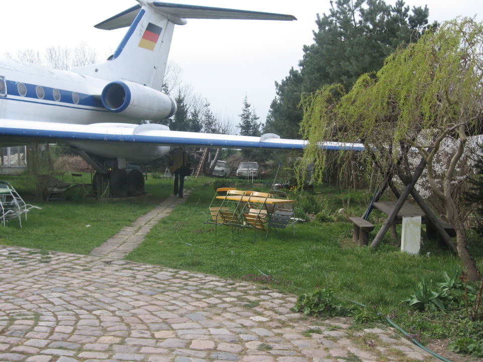 Ein Flugzeug Im Garten Hotel Deutsches Haus Penkun