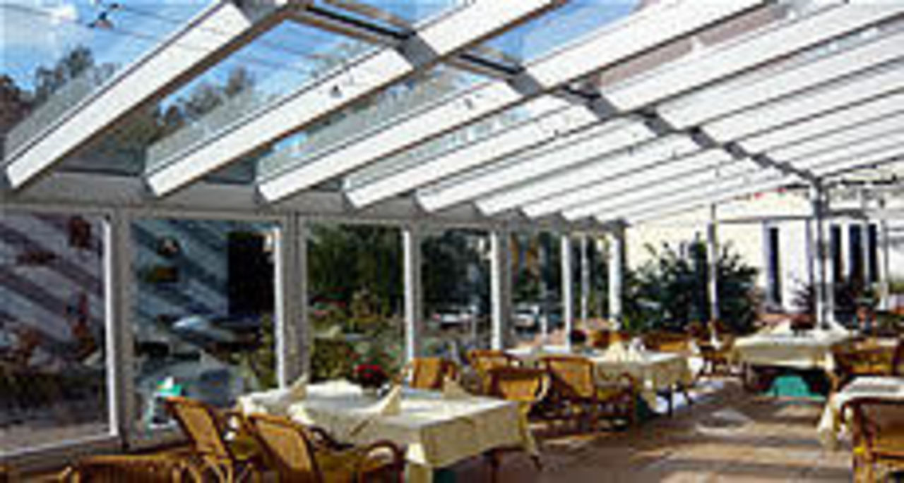 "Wintergarten - Teil des Restaurants" Hotel Rosenthaler Hof (Kerzenheim