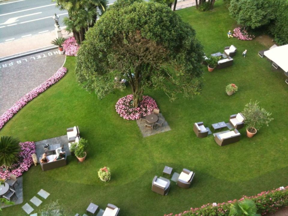 "Sitzgelegenheiten im Garten" Hotel La Palma (Stresa