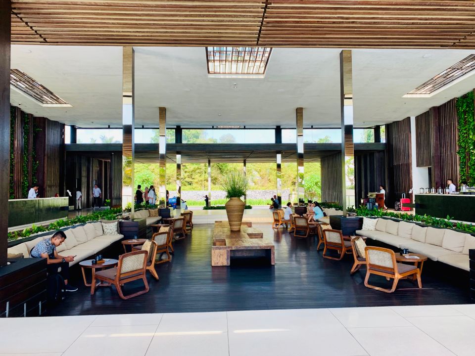 "Lobby" Alila Seminyak (Batubelig) • HolidayCheck (Bali ...