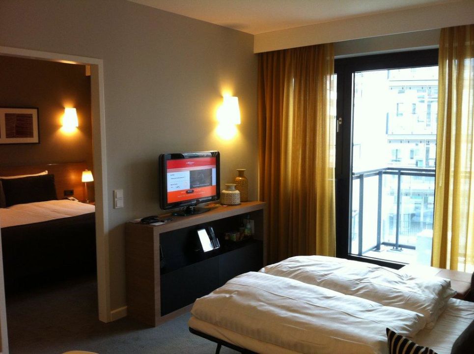 "Wohnzimmer" Adina Apartment Hotel Hamburg Michel (Hamburg