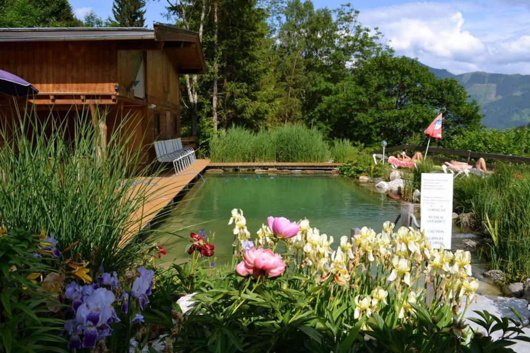 "Badeteich" Gartenhotel Daxer (Zell am See) • HolidayCheck