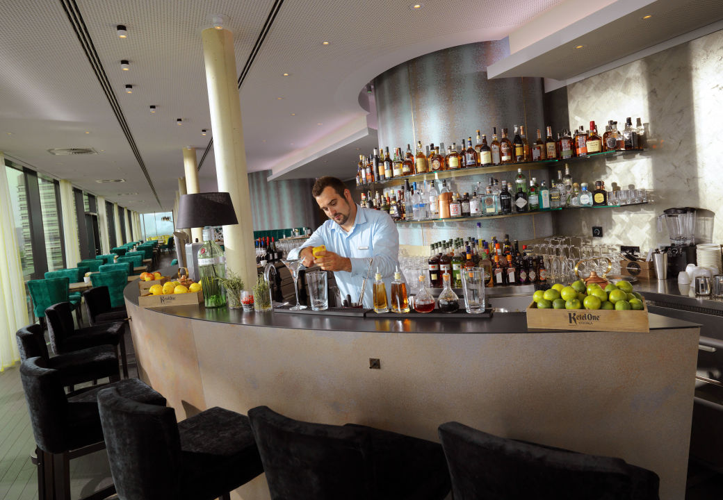 "Konrad´s Bar" Bonn Marriott World Conference Hotel (Bonn ...