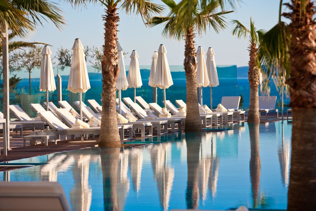 "Outdoor pool" Radisson Blu Resort & Spa, Split (Split) • HolidayCheck ...
