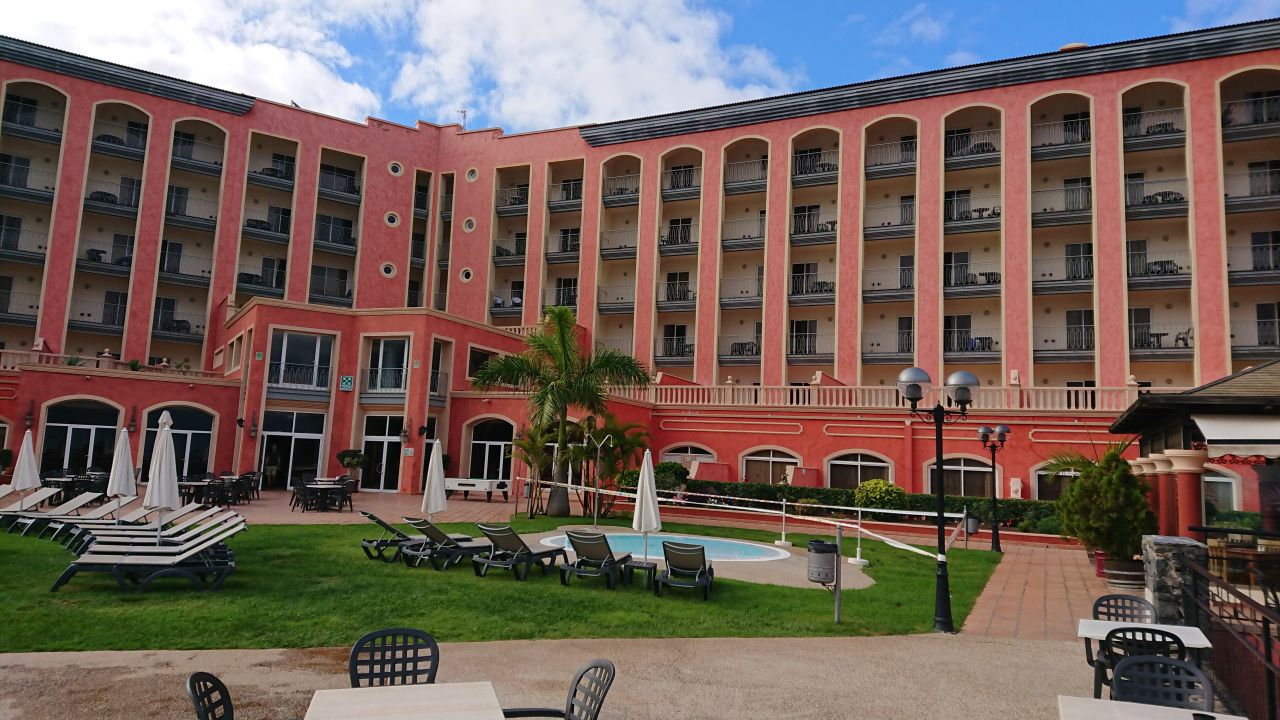 "Außenansicht" Hotel Las Aguilas (Puerto de la Cruz ...