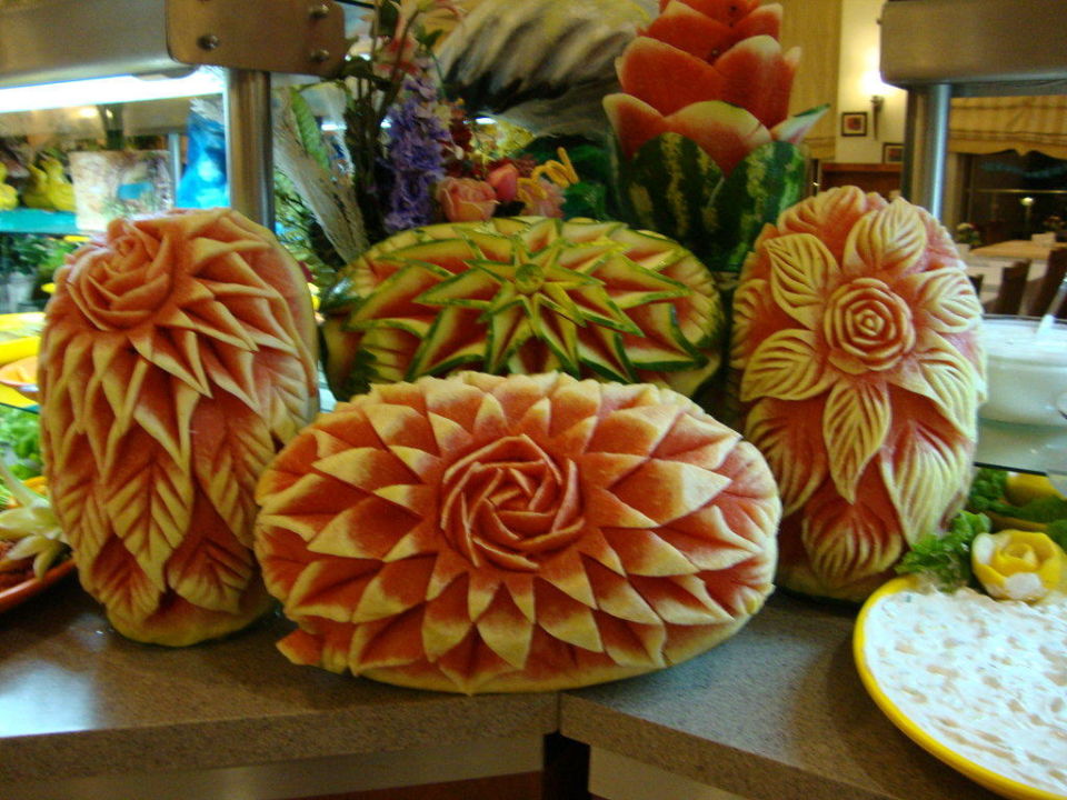 "Deko aus Melonen" Side Sun Hotel (Side - Kumköy) • HolidayCheck