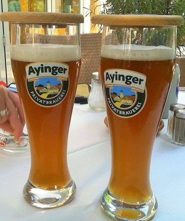 Lecker Bierchen Drinking Club T-Shirt - Malle Daydrinking Spaß Shirt Für Partys