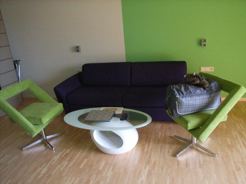 "Modern eingerichtetes Zimmer" Tropical Islands Resort (Halbe