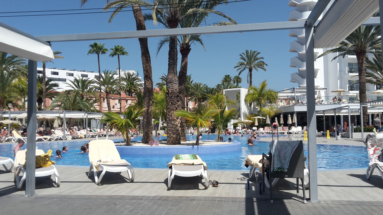 "Pool" Hotel Riu Papayas (Playa del Ingles) • HolidayCheck (Gran