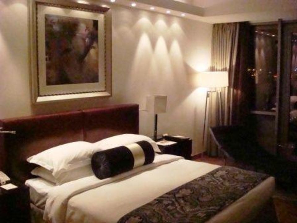 Schlafzimmer Und Bett Burjuman Arjaan By Rotana Dubai Holidaycheck Dubai Vereinigte Arabische Emirate