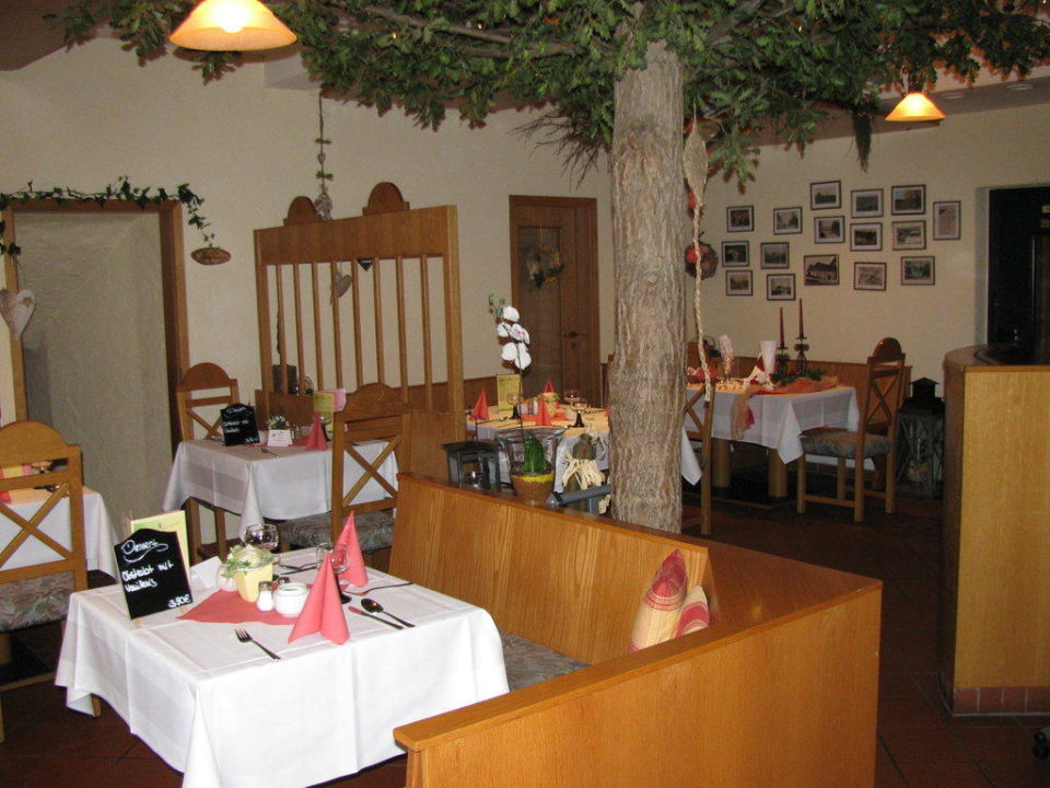 Restaurant Hotel Grunes Gericht Neuhausen Holidaycheck Sachsen Deutschland
