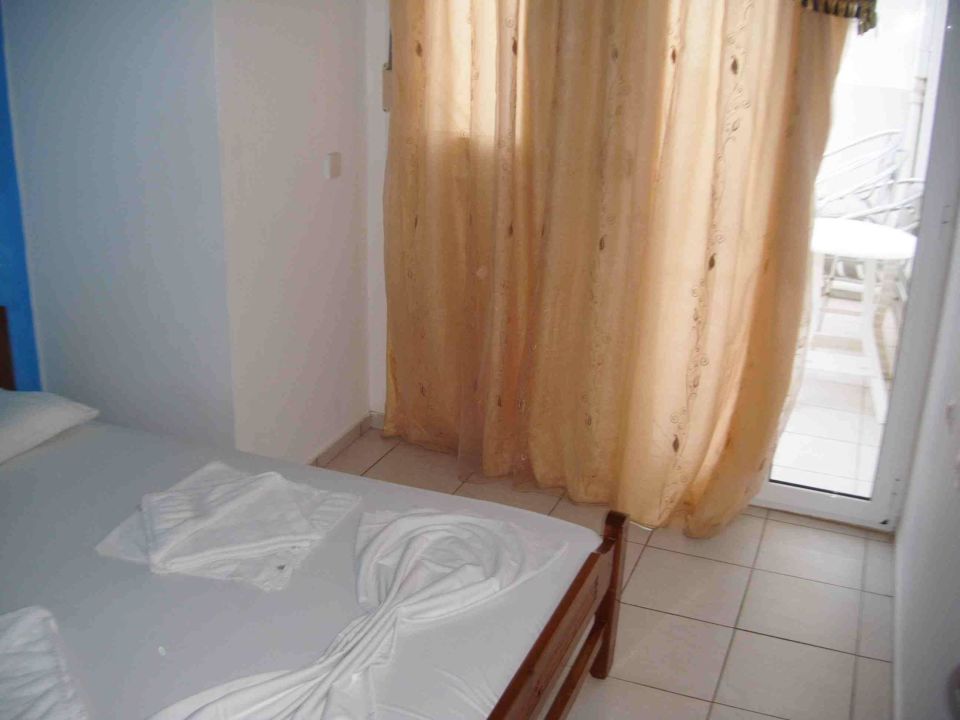 "2. Schlafzimmer mit Innenbalkon" Studio Anessis (Kalamaki