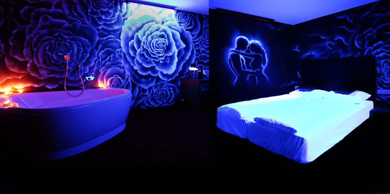 Themenzimmer Black Rose Kuschelhotel Zeman Heiligenkreuz Holidaycheck Niederosterreich Osterreich