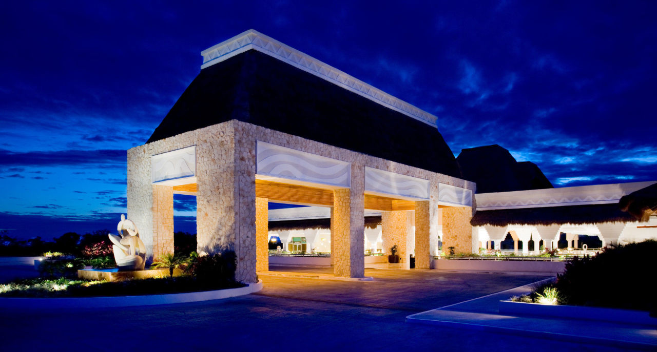 "Entrance" Grand Sunset Princess All Suites &amp; Spa Resort (Playa del ...