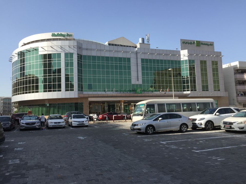 hotel holiday inn bur dubai embassy district