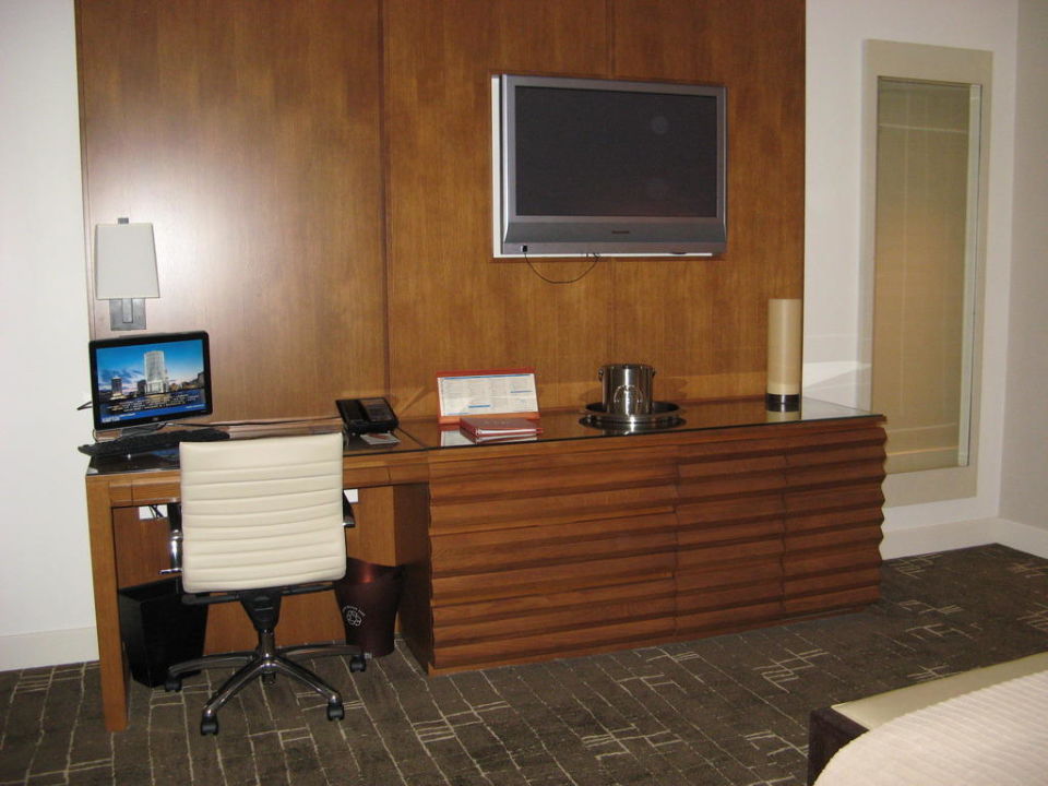 Epic Hotel In Miami Water View King Premier Room Epic