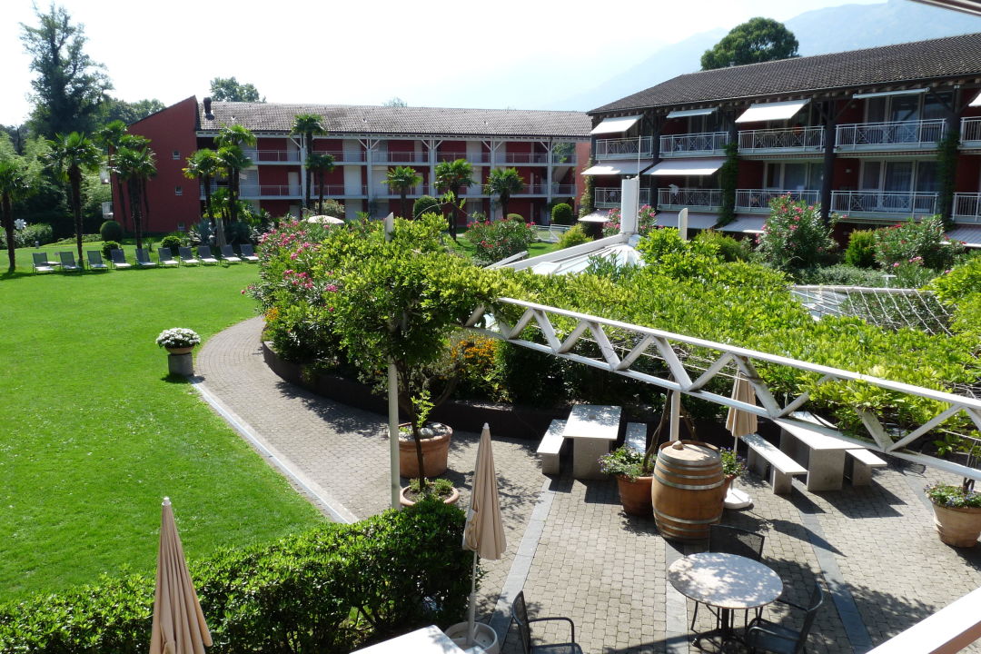Innenliegender Garten Mit Liegeflache Hapimag Resort Ascona Ascona Holidaycheck Kanton Tessin Schweiz