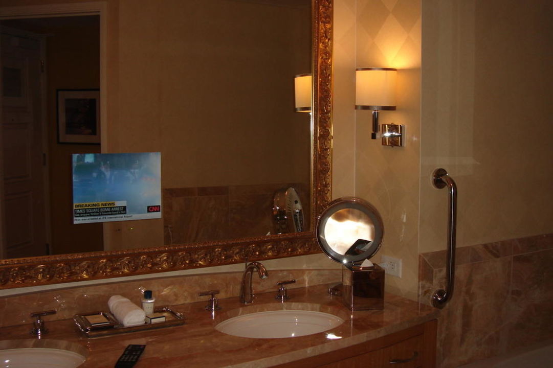 Spiegel Mit Integriertem Tv Trump International Hotel Las Vegas Las Vegas Holidaycheck Nevada Usa