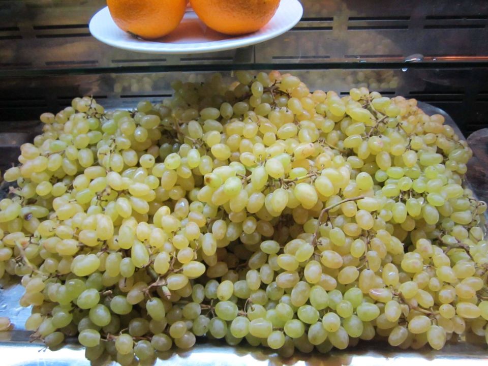 "Leckere süße Weintrauben ohne Kerne" Club Grand Side (Colakli