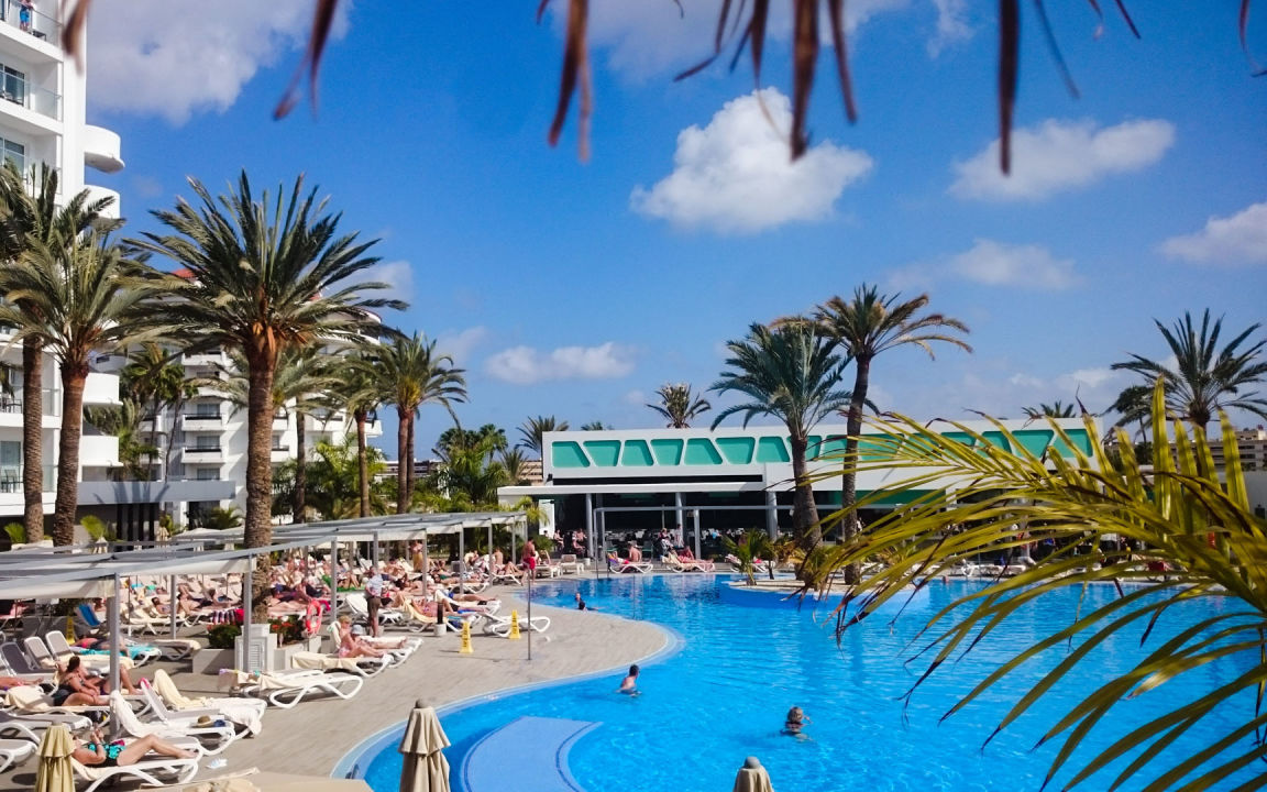 "Pool" Hotel Riu Papayas (Playa del Ingles) • HolidayCheck (Gran