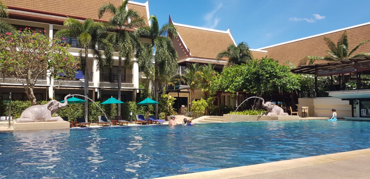 Pool Deevana Patong Resort And Spa Patong Beach Holidaycheck Phuket Thailand