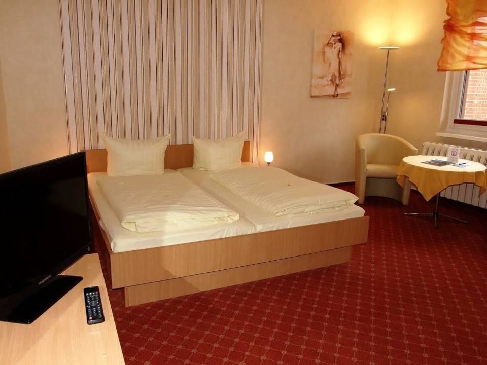 "Mittleres Doppelzimmer" Altstadthotel Goldene Kugel ...