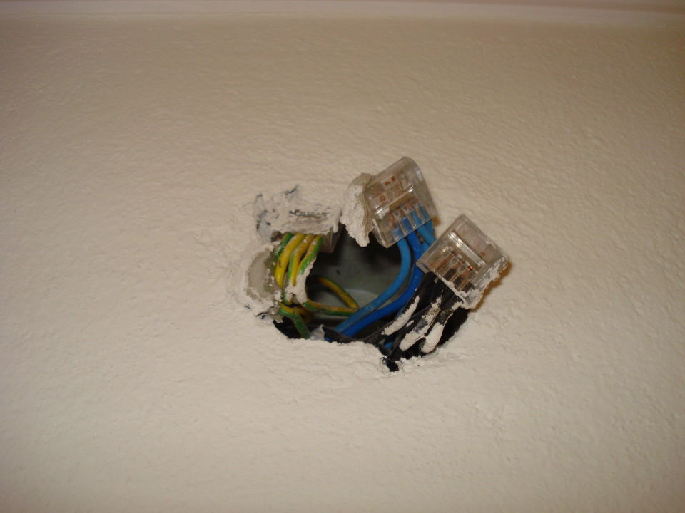 "Abdeckung der Kabel im Bad wäre gut" Hotel Schartner (Altenmarkt im
