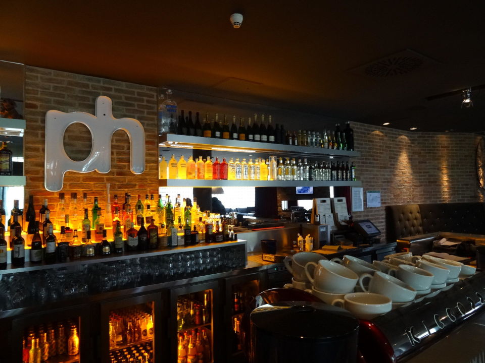 "Bar im Erdgeschoss" pentahotel Kassel (Kassel) • HolidayCheck (Hessen