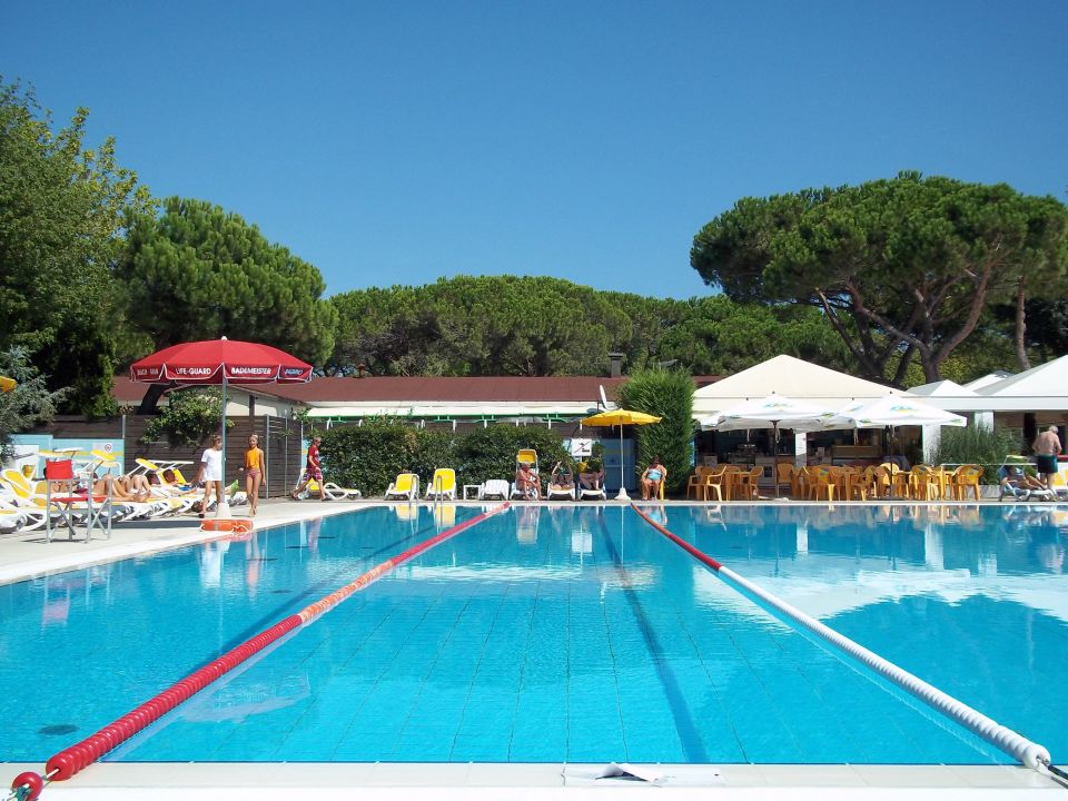 "Pool 25m Breite" Camping Village Garden Paradiso (CavallinoTreporti