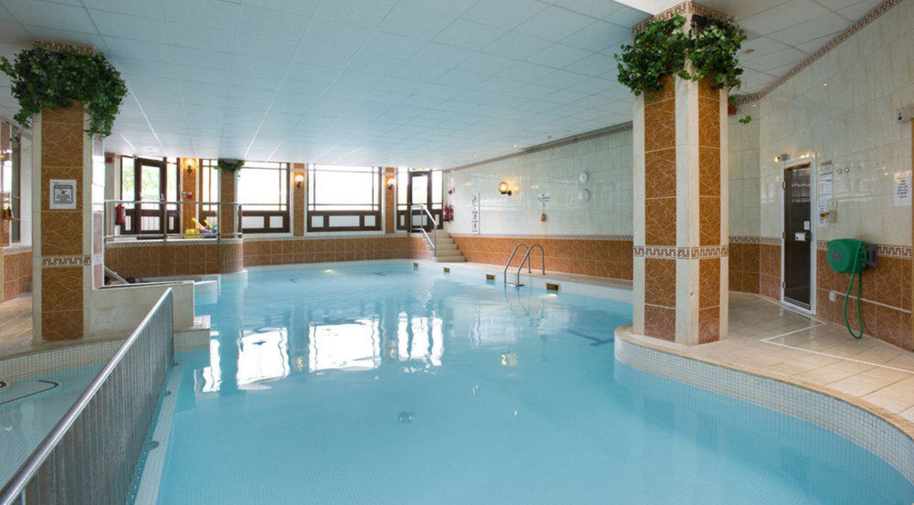 Heated Indoor Swimming Pool Hotel Holiday Inn London Wembley Wembley Holidaycheck Grossraum London Grossbritannien