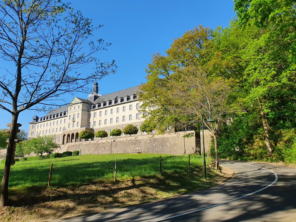 "Außenansicht" Hotel Kardinal Schulte Haus (Bergisch