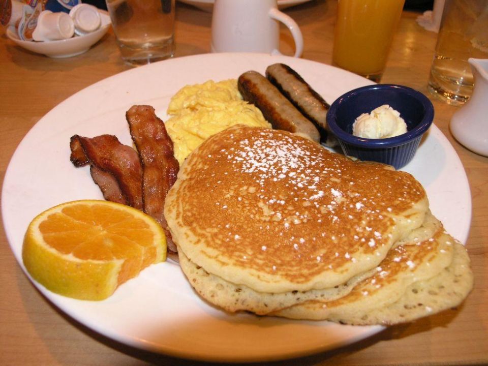 "Ein typisch amerikanisches Frühstück bei Yolk" Hotel Chicago