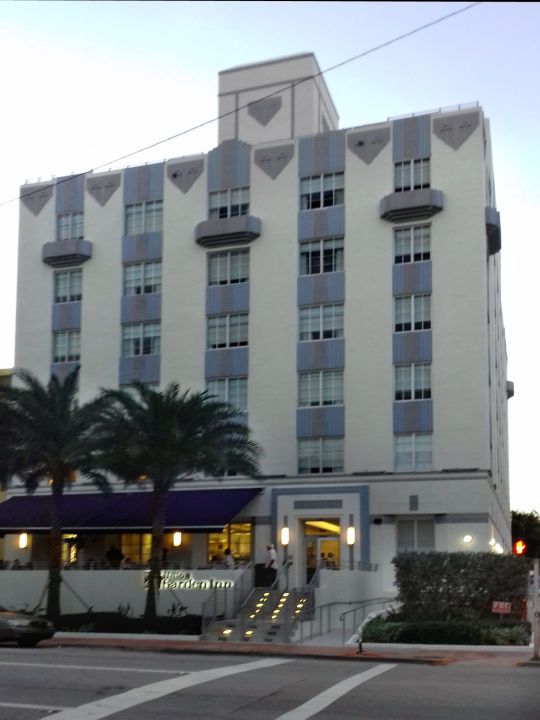 "Außenansicht" Hilton Garden Inn Miami South Beach (Miami Beach