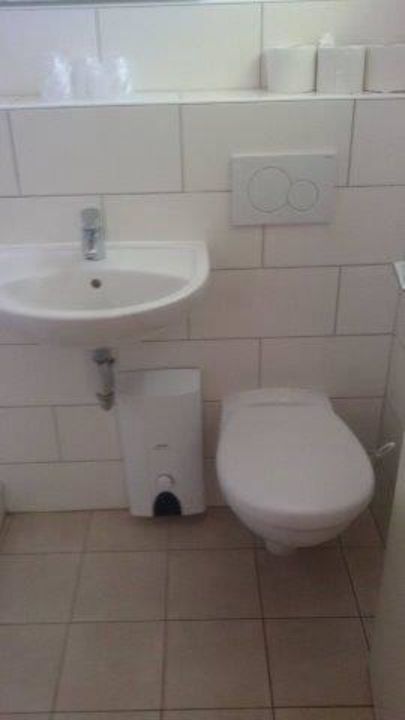 "Waschbecken sehr klein" Ferienhäuser (Damp) • HolidayCheck (Schleswig