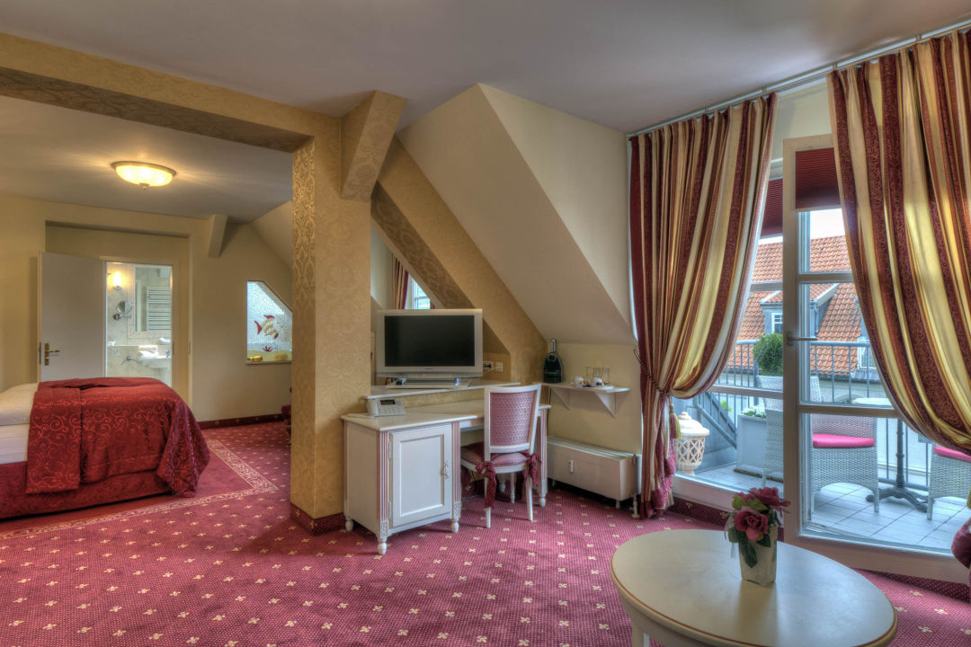 "Suite mit Balkon" Augusta (BerlinCharlottenburgWilmersdorf