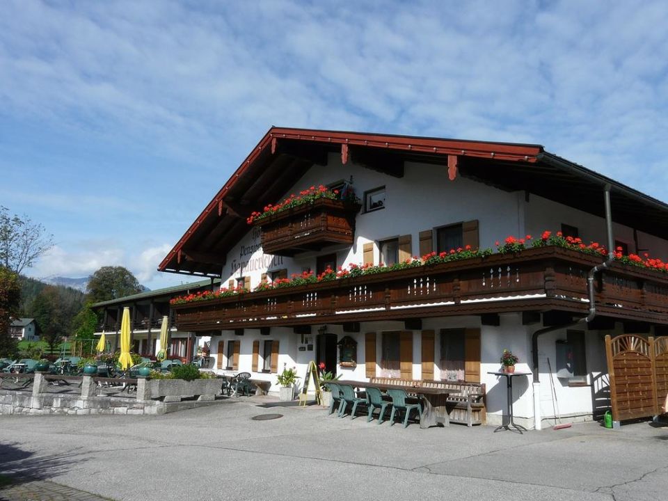 "Haupthaus mit Terrassen-Café" Hotel Hanauerlehen (Schönau am Königssee