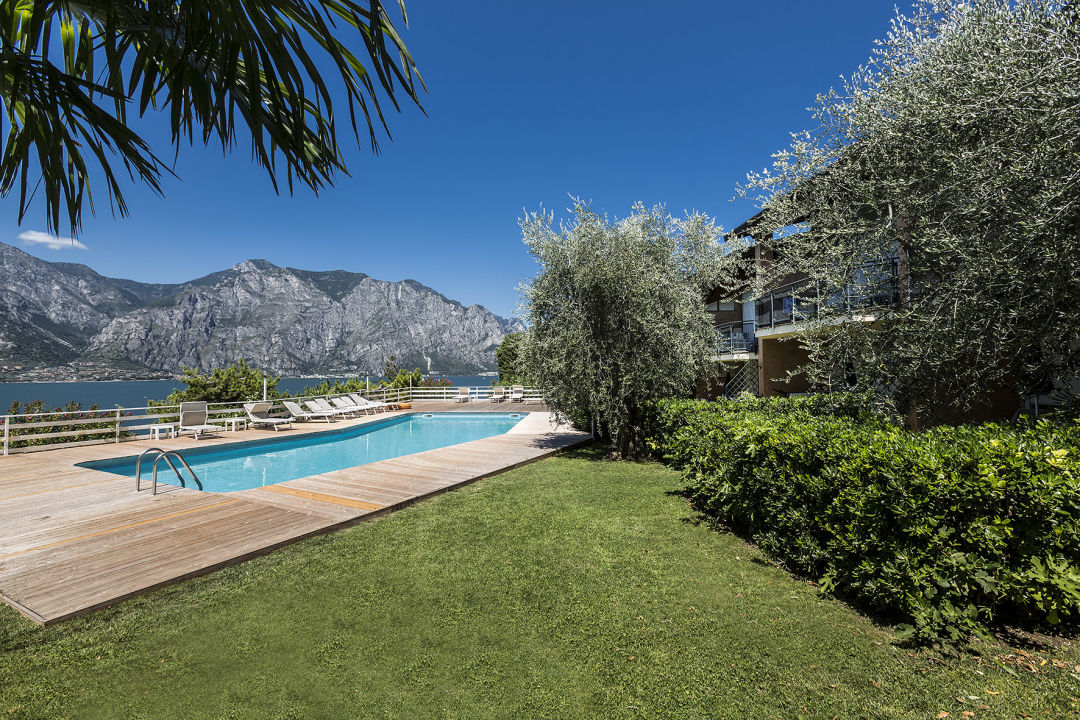 New Apartments Lago Di Garda for Large Space