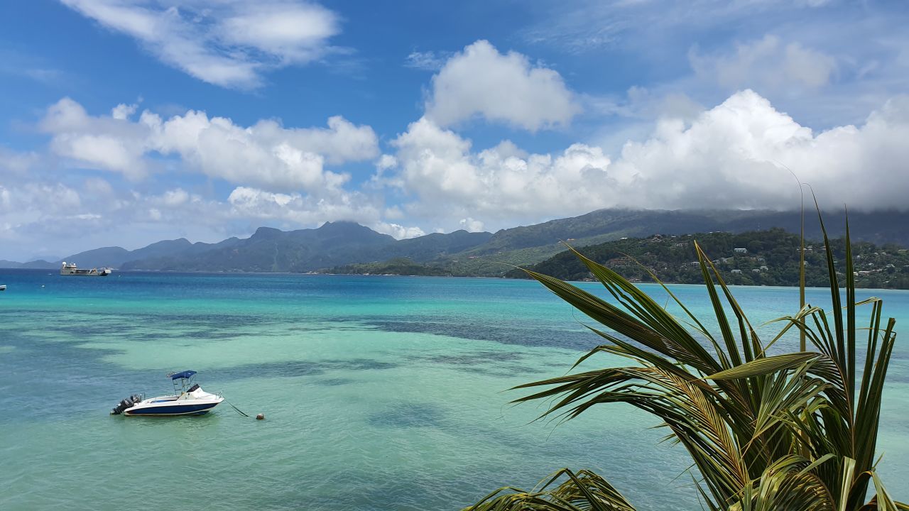 "Strand" The H Resort Beau Vallon Beach (Beau Vallon) • HolidayCheck