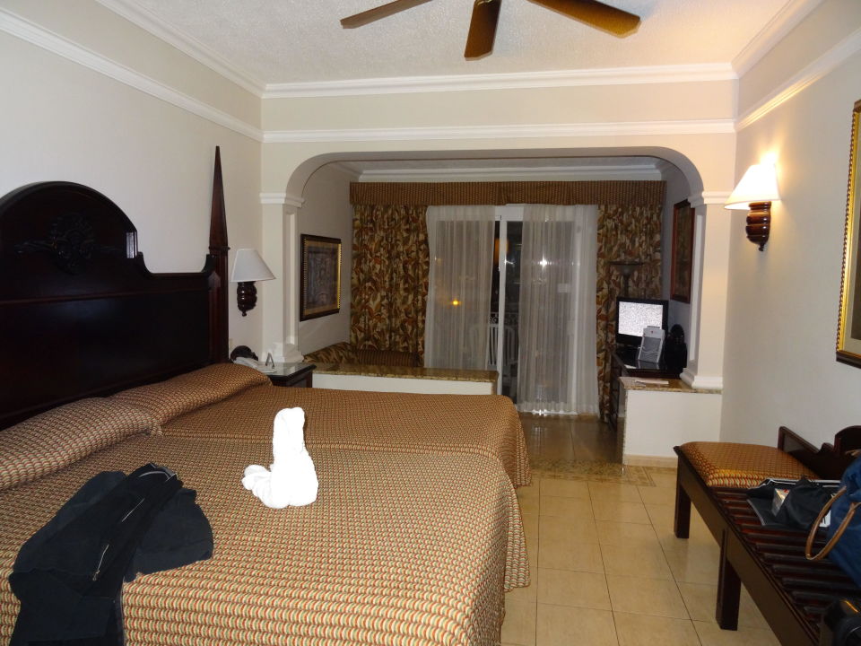 Zwei Riesige Betten Hotel Riu Ocho Rios Saint Ann S Bay