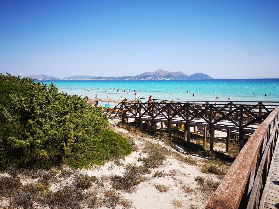 "Strand" allsun Hotel Eden Playa (Platja de Muro / Playa de Muro