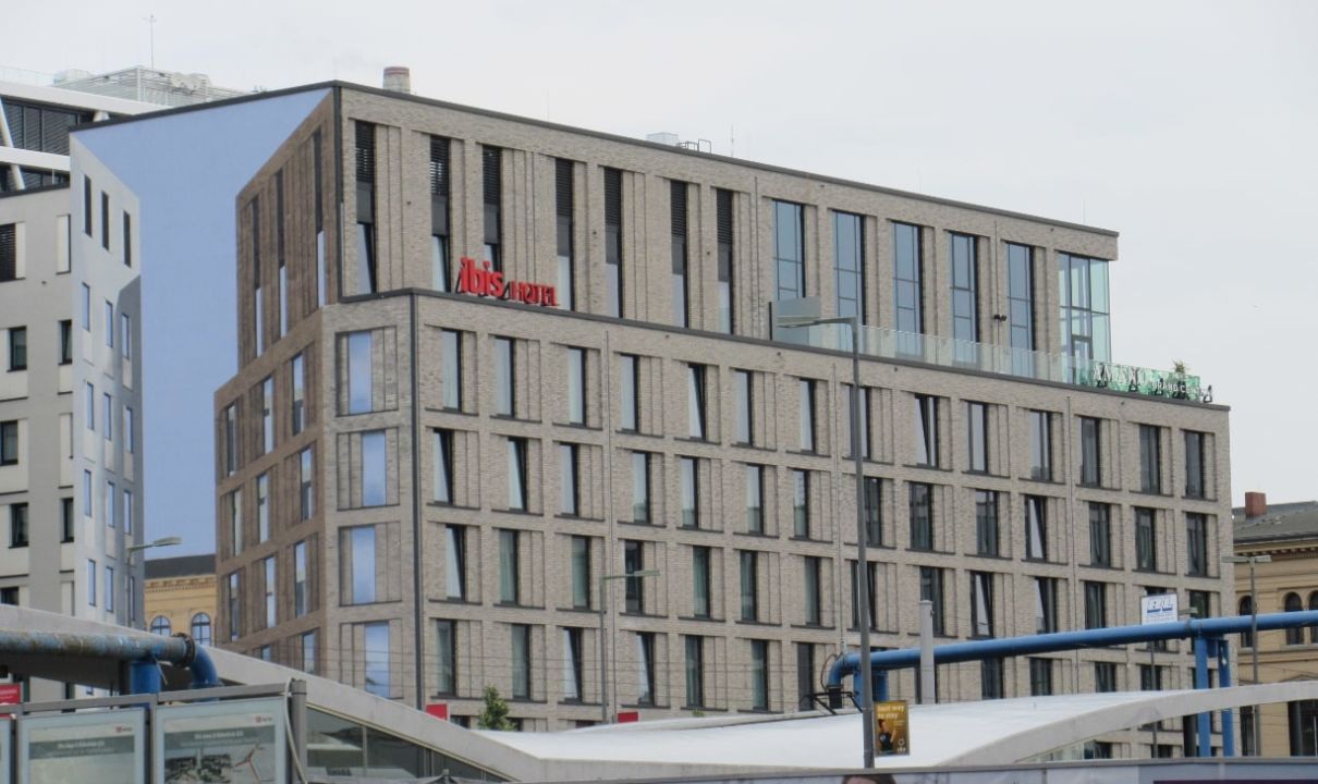 au-enansicht-ibis-berlin-hauptbahnhof-berlin-mitte-holidaycheck