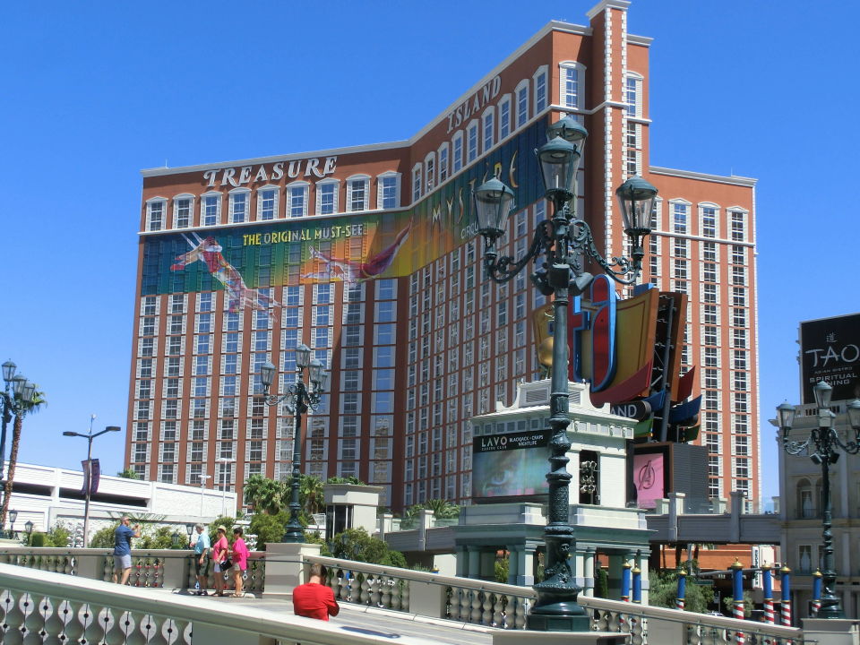 treasure-island-ti-treasure-island-hotel-casino-las-vegas