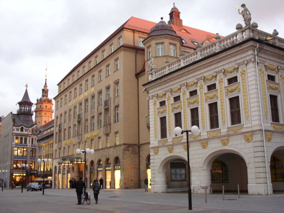 Blick Auf Das Steigenberger Grandhotel Handelshof Steigenberger